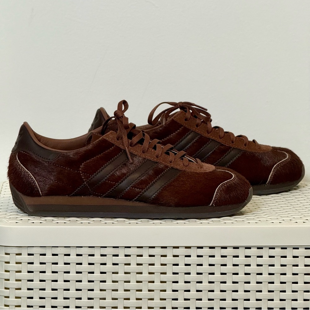Adidas Men's Country Japan Shoes 8 NWOT - Picture 2 of 7
